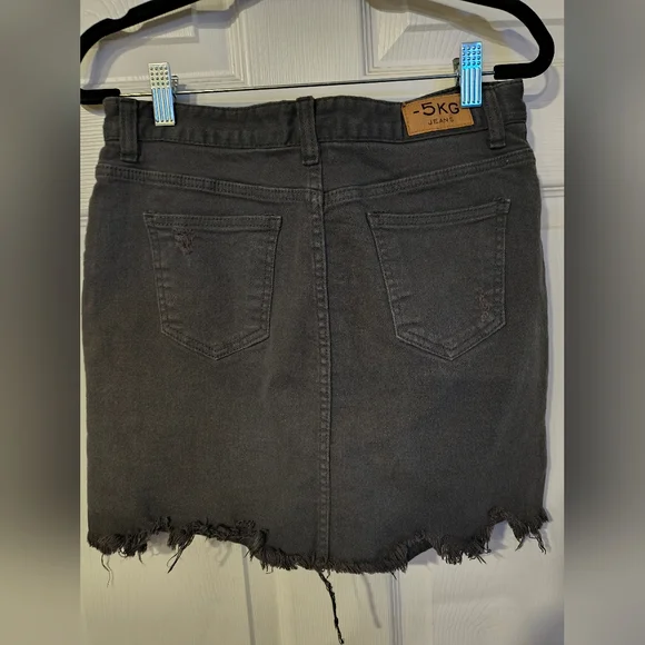 5KG Jeans Sz L Distressed Black Denim Squirt - Picture 5 of 8